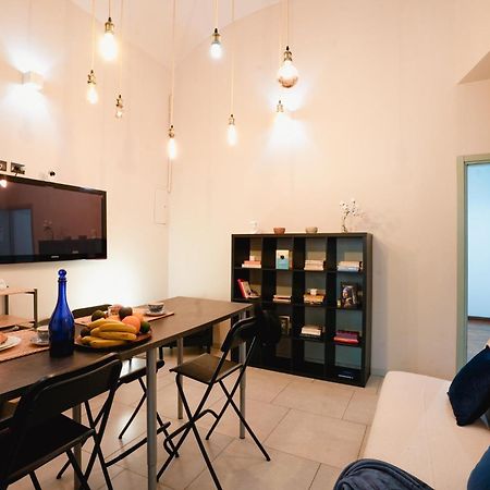 Maison Dante - Smart Stays Турин Экстерьер фото