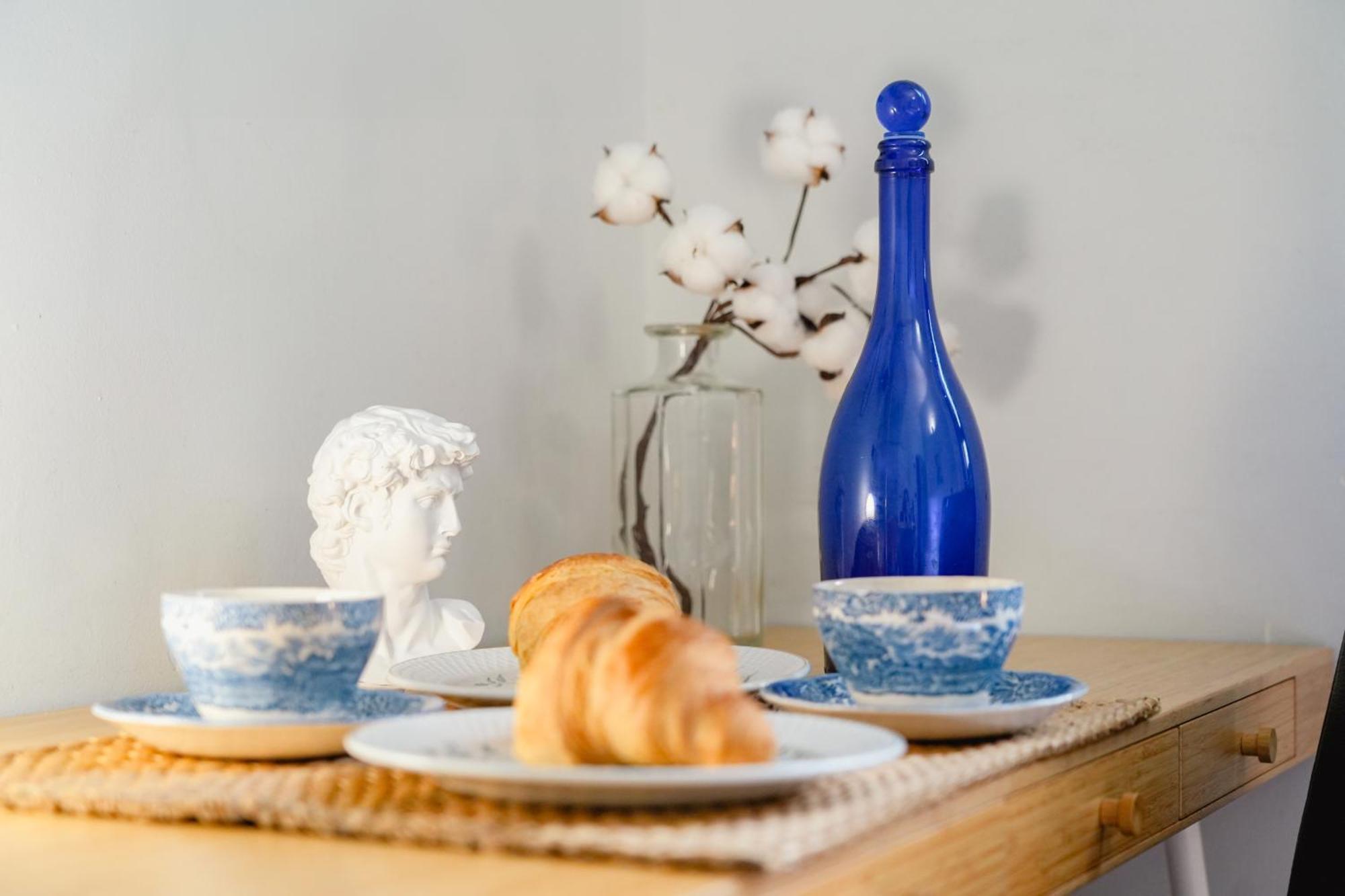 Maison Dante - Smart Stays Турин Экстерьер фото